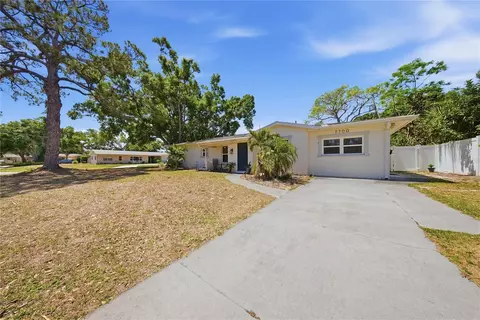 7700 16th Ave N, Saint Petersburg, FL 33710