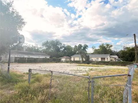 9302 N 12th, Tampa, FL 33612