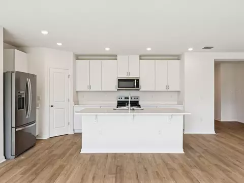 Kitchen - 7717 Satterfield Ter, Parrish, FL 34219 photo 2 of 5