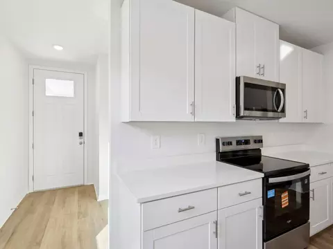 Entry Way - 13518 Shellmore Ave, Palmetto, FL 34221 photo 1 of 1