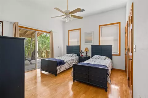 Bedroom - 1566 Indian Bay Rd, Spring Hill, FL 34607 photo 3 of 10