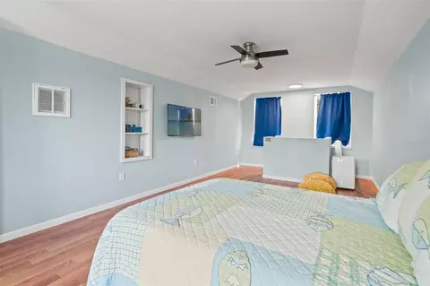 Bedroom - 1566 Indian Bay Rd, Spring Hill, FL 34607 photo 6 of 10