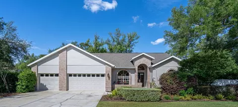 7127 Auburn Ln, New Port Richey, FL 34654