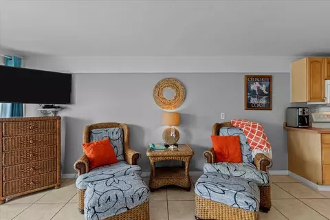 Living - 82 2nd St #D5, Cedar Key, FL 32625 photo 2 of 2