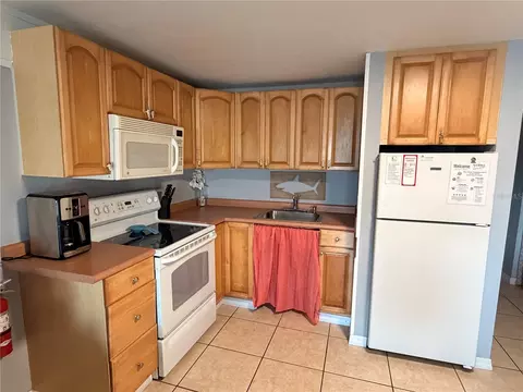 Kitchen - 82 2nd St #D5, Cedar Key, FL 32625 photo 1 of 3