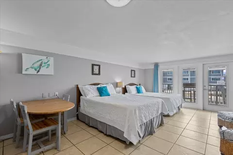 Bedroom - 82 2nd St #D5, Cedar Key, FL 32625 photo 5 of 6