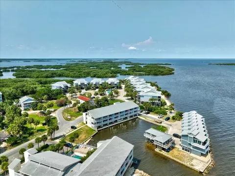 View/Area - 82 2nd St #D5, Cedar Key, FL 32625 photo 10 of 12