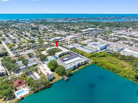 11485 Oakhurst Rd #312, Largo, FL 33774