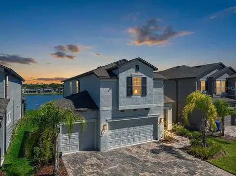3139 Marine Grass Dr, Wimauma, FL 33598