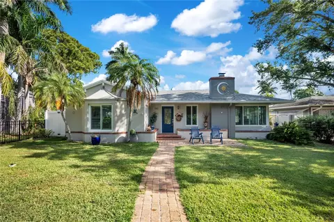 145 27th Ave N, Saint Petersburg, FL 33704