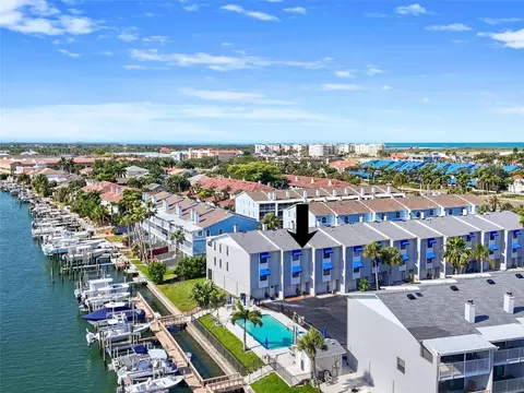 745 Pinellas Bayway S #202, Tierra Verde, FL 33715