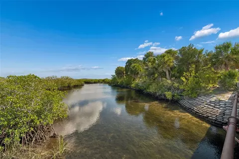 10501 Pine Island Dr, Weeki Wachee, FL 34607 photo 46