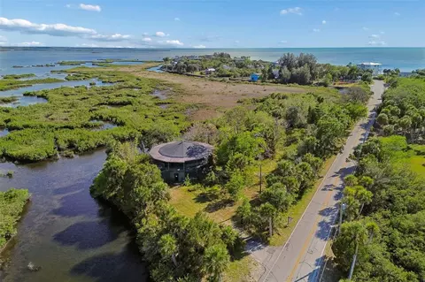 10501 Pine Island Dr, Weeki Wachee, FL 34607 photo 23