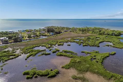 10501 Pine Island Dr, Weeki Wachee, FL 34607 photo 15