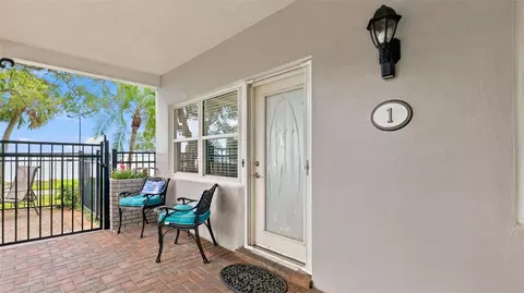 1101 Victoria Dr #1, Dunedin, FL 34698