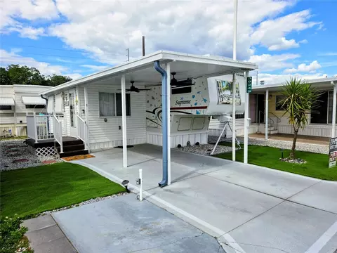 39249 Nanian Dr, Zephyrhills, FL 33542