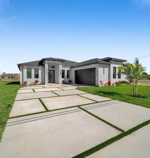 1320 NE 20th St, Cape Coral, FL 33909