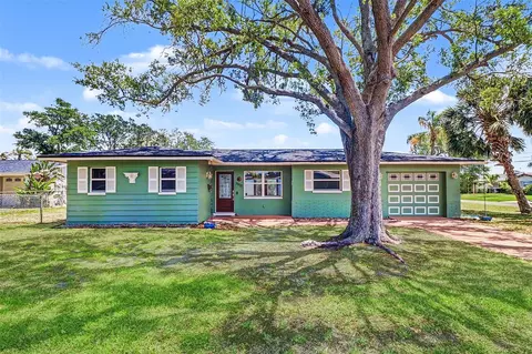 7901 3rd St N, Saint Petersburg, FL 33702