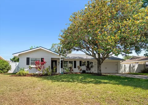 13497 100th Ave, Seminole, FL 33776