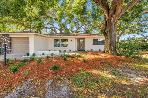 2161 NE Hillwood Ct, Clearwater, FL 33763