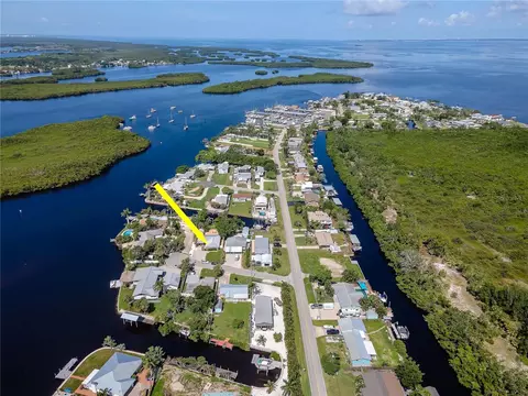 106 Steven St, Ruskin, FL 33570