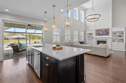 Kitchen - 14795 Caravan Ave, Odessa, FL 33556 photo 4 of 5