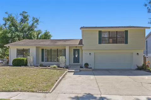 15602 Farnsworth Ln, Tampa, FL 33624