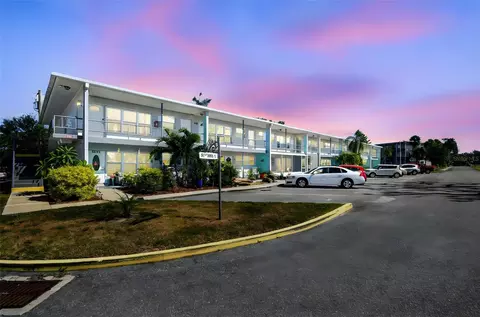 5861 42nd Ter N #1712, Kenneth City, FL 33709