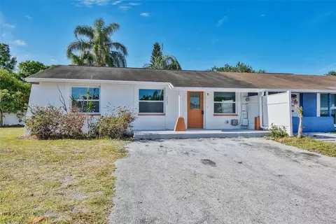8801 Thousand Oaks Ct, Tampa, FL 33634