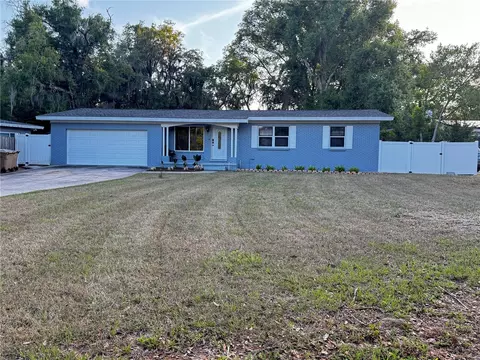 309 Belle Claire Pl, Temple Terrace, FL 33617