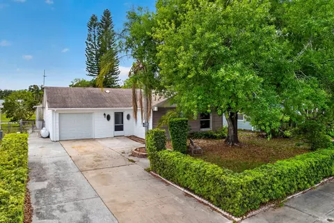 6802 Lassen Ave, New Port Richey, FL 34655