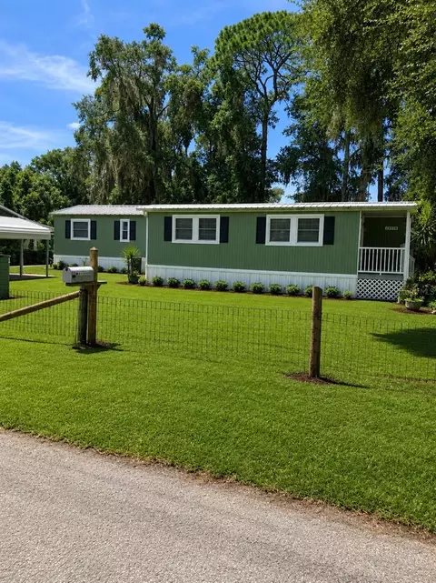 29030 Forbes St, Nobleton, FL 34661