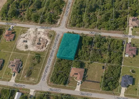 2515 43rd St W, Lehigh Acres, FL 33971
