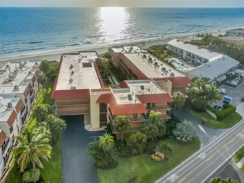 6006 Gulf Dr #207, Holmes Beach, FL 34217