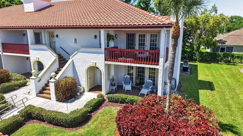 10550 Village Dr #104B, Seminole, FL 33772