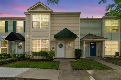 13813 Fletchers Mill Dr, Tampa, FL 33613