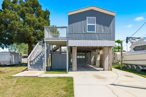 6815 Flicker Ln, Hudson, FL 34667