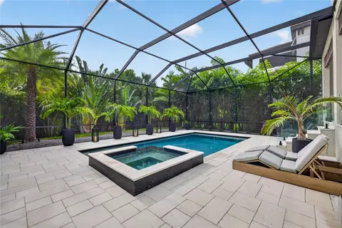 Exterior - 919 Seagrape Dr, Ruskin, FL 33570 photo 11 of 19