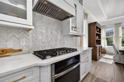 Kitchen - 919 Seagrape Dr, Ruskin, FL 33570 photo 6 of 9