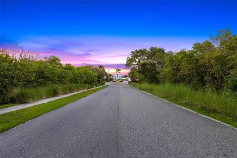 Other - 919 Seagrape Dr, Ruskin, FL 33570 photo 11 of 15