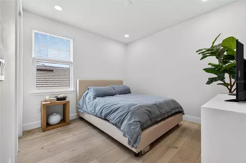 Bedroom - 919 Seagrape Dr, Ruskin, FL 33570 photo 3 of 4
