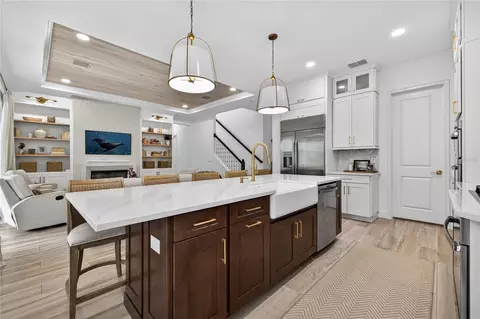 Kitchen - 919 Seagrape Dr, Ruskin, FL 33570 photo 4 of 9