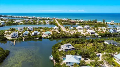 View/Area - 39 Bayshore Cir, Placida, FL 33946 photo 2 of 4