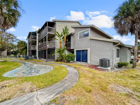 6336 Newtown Cir #36B2, Tampa, FL 33615