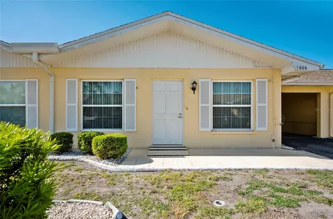 1006 Burbank Ct, Sun City Center, FL 33573