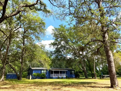 17055 NE 141st Ct, Fort Mc Coy, FL 32134
