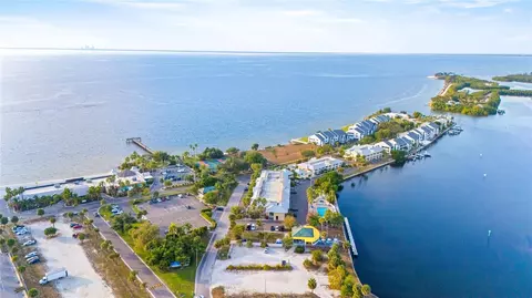 611 Destiny Dr UNIT 310, Ruskin, FL 33570
