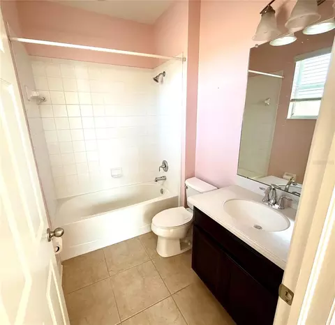 Bath - 8623 Deep Maple Dr, Riverview, FL 33578 photo 1 of 5