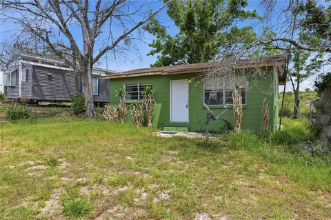 Exterior - 4610 Weeping Willow Ave, Sebring, FL 33870 photo 1 of 3
