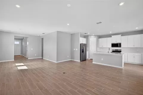 Living - 13018 Sunseed St, Parrish, FL 34219 photo 1 of 7